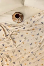 Cozy Hearts Fleece Throw Blanket - Image 3